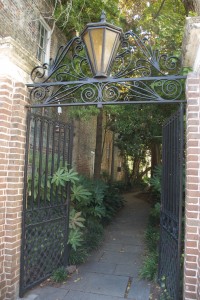 charleston_gateway-alley charleston_gateway-alley