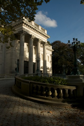 newport_marble-house