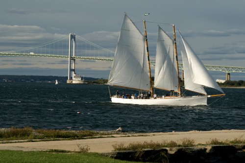 newport_three-masts